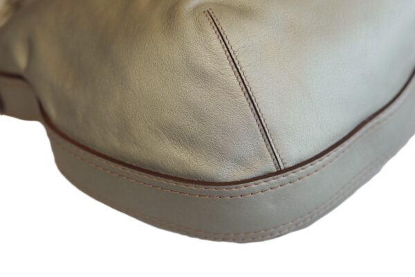 Loweve Metallic Logo embossed Handbag - Image 10