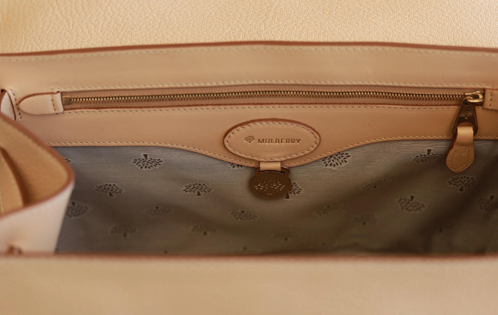 Mulberry Cream Leather Tote Bag - Image 17